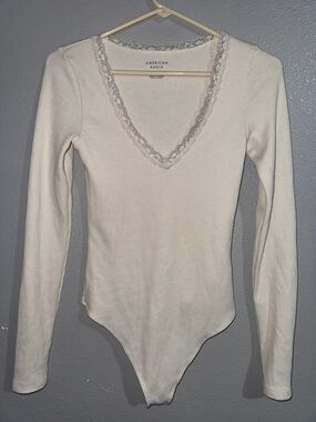 American Eagle Outfitters Cream Lace-Trim Ribbed V-Neck Bodysuit
